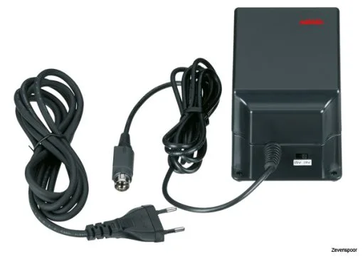 60151 Marklin Schaltnetzteil 100 VA EU -Marklin Winkel MA60151