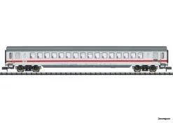 18417 Trix Schnellzugwagen 1.Kl.DB AG